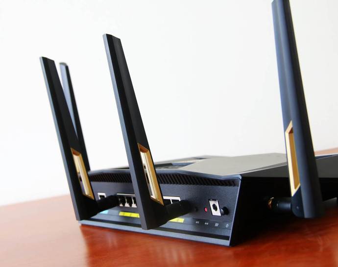 ASUS RT-AX88U WiFi 6 router
