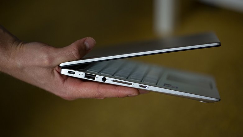 Asus Chromebook Flip C434-Anschlüsse