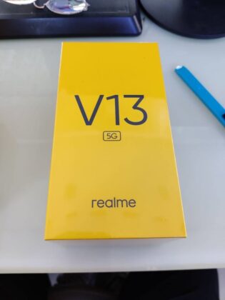 Realme V13 5G canlı çəkilişi