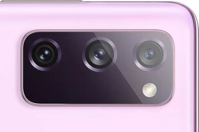 Камераи Galaxy S20 FE лаванда наздик ба ихроҷ