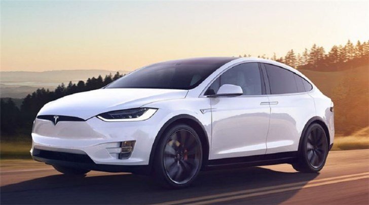 ក្រុមហ៊ុន Tesla Model S