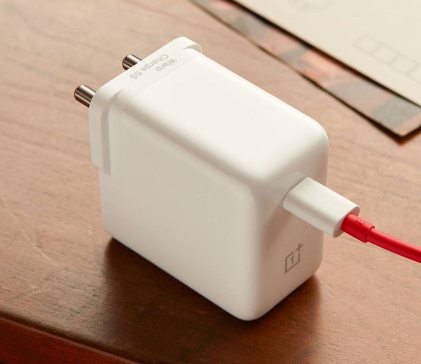 OnePlus Warp Charge 65 Simba Adapter